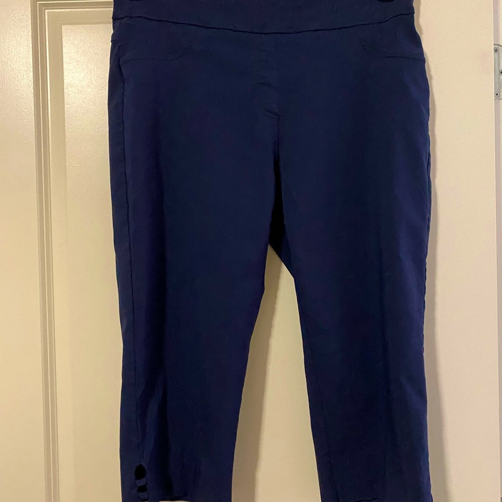 Ruby Red Capri 18W